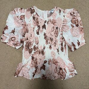 Express XS floral ruched top